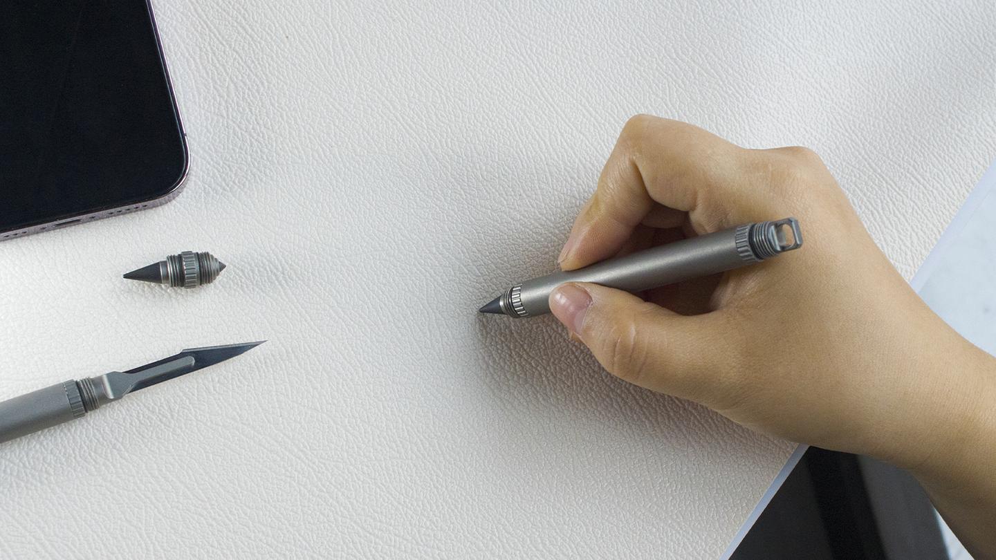 The Mantis' "eternal pen" can write on nearly any surface