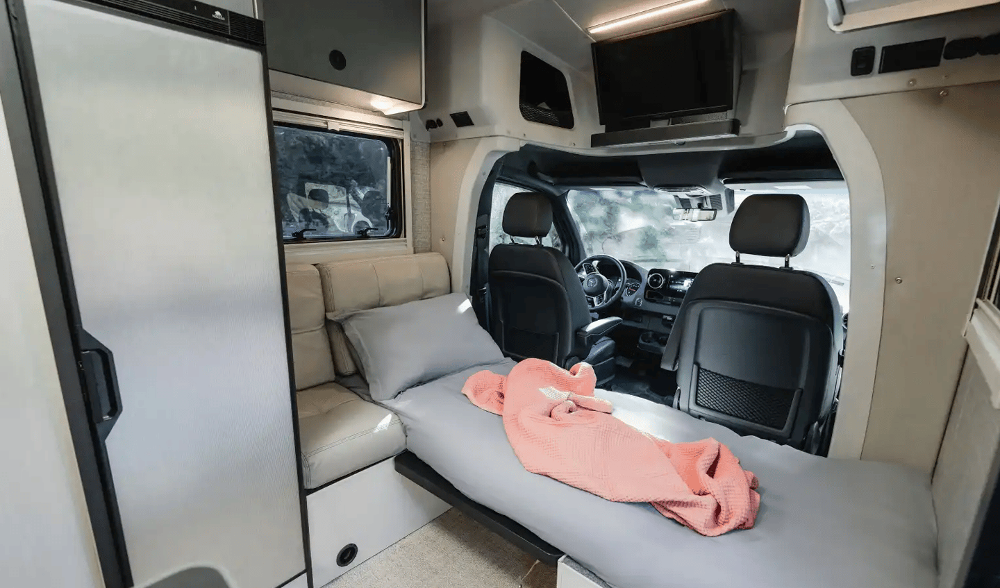 The single bed up front joins the two rear beds and available sleeper roof in creating a five-berth sleeping capacity