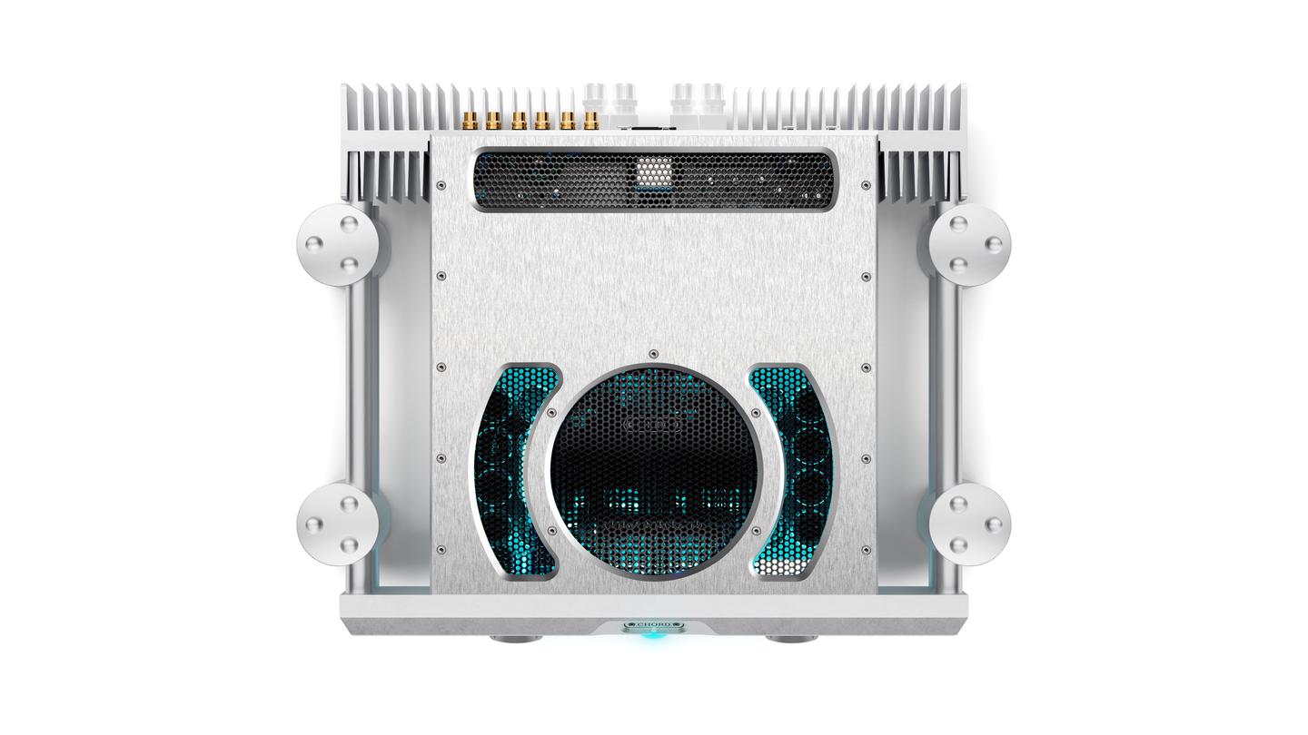 The Ultima Integrated features the latest dual-feed-forward error-correction topology, which monitors and corrects signals before they reach the output stage to ensure optimum fidelity and accuracy