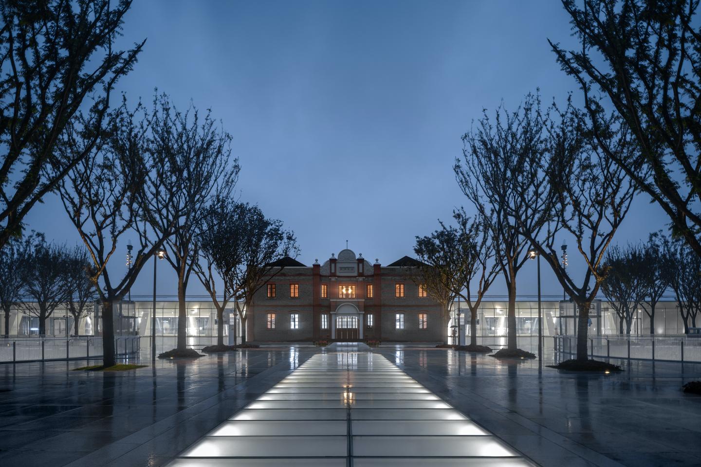 Jiaxing Train Station involved rebuilding a historic train station from 1907 using old photos as a reference