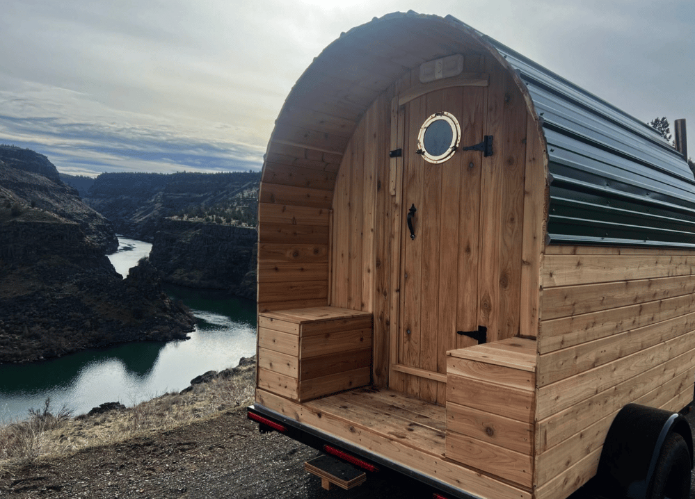 You might not be able to see much inside the trailer, but the towable Saltsaun can deliver some very nice views from its exterior seats