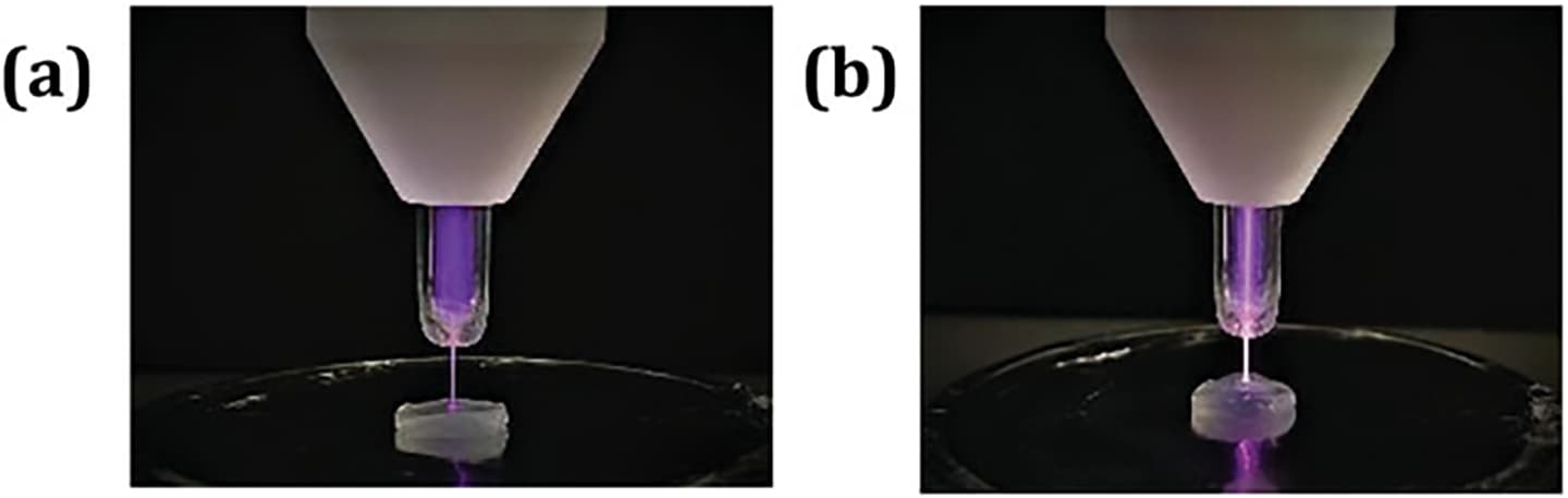 Photos of the plasma jet during treatment with a) 'floating potential' and b) 'grounded' configurations