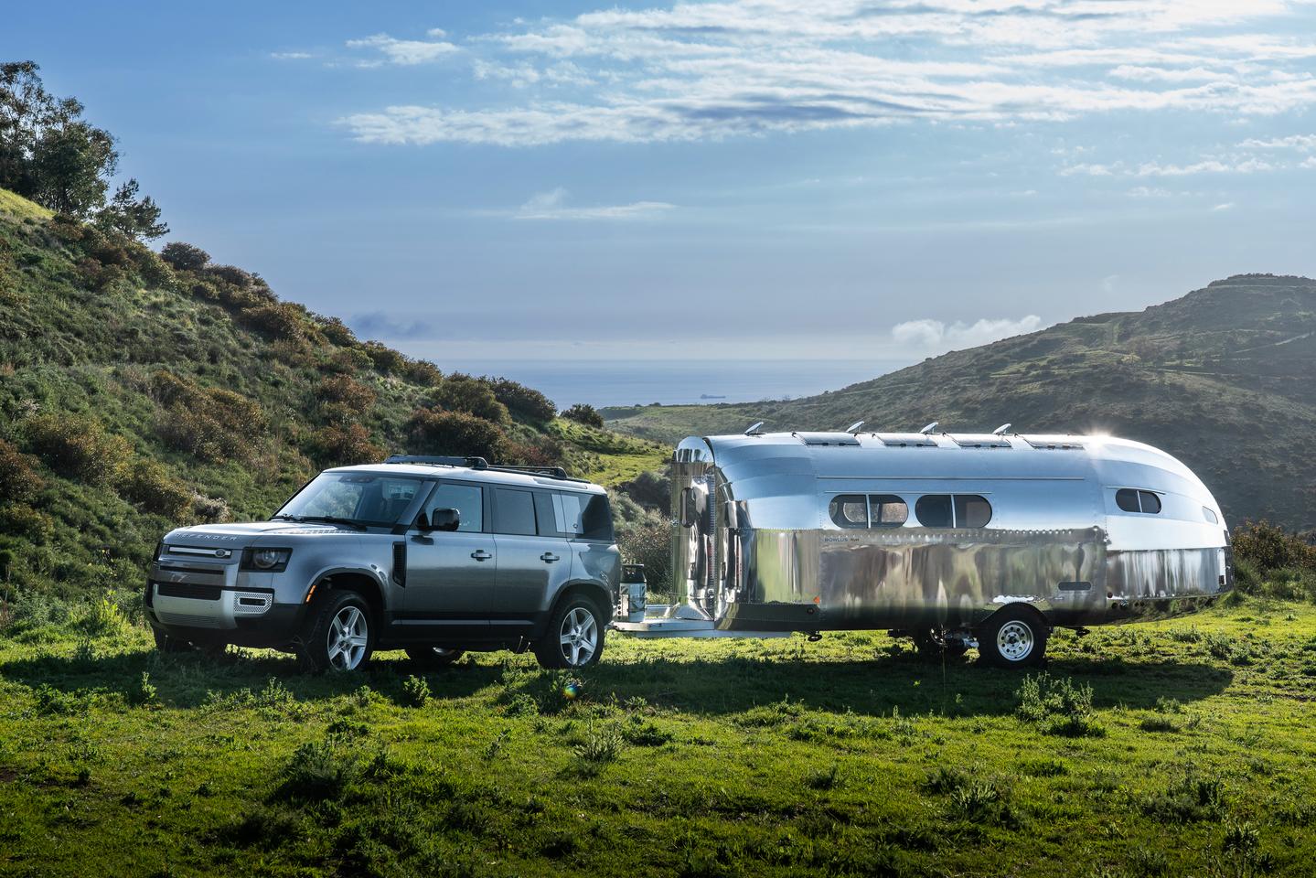 The Bowlus Rivet and Land Rover Defender should become very close friends