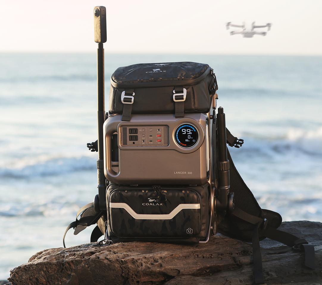 The Lancer 300 with its optional power bank