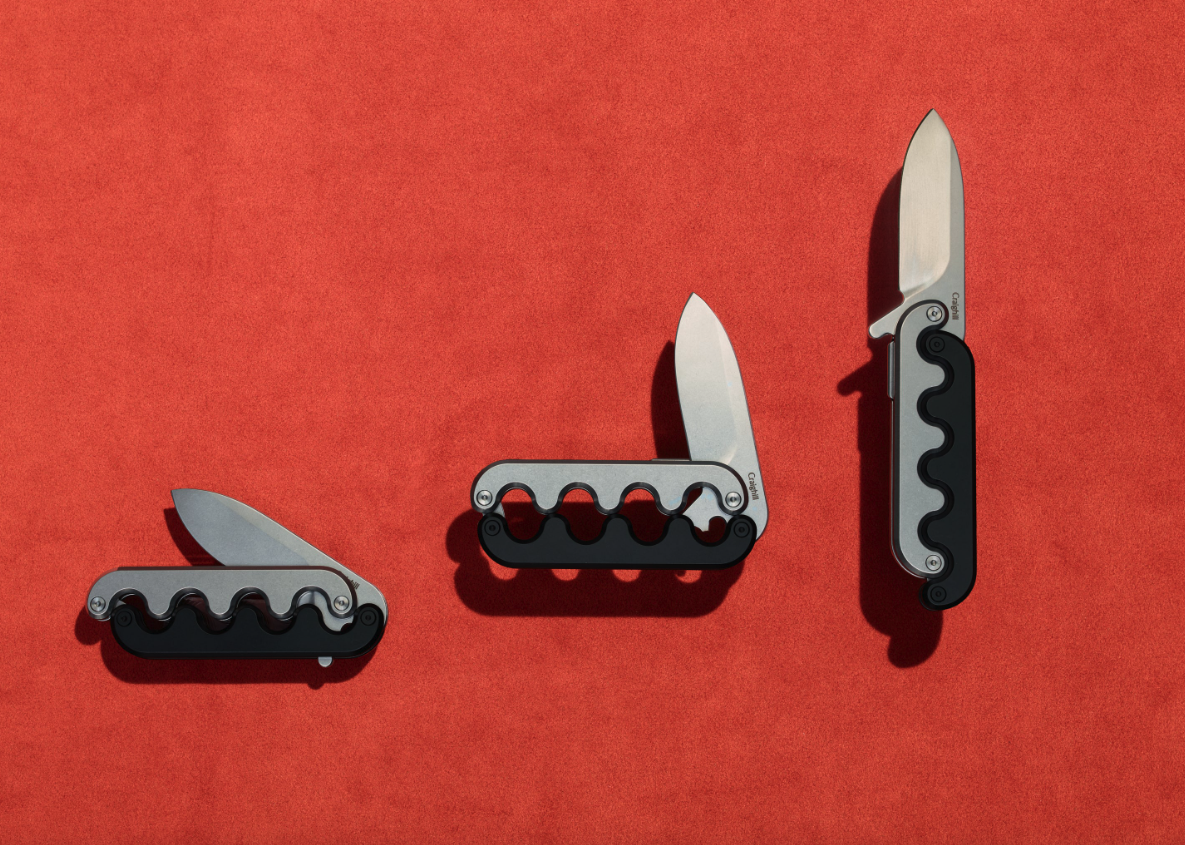 Sidewinder knife action
