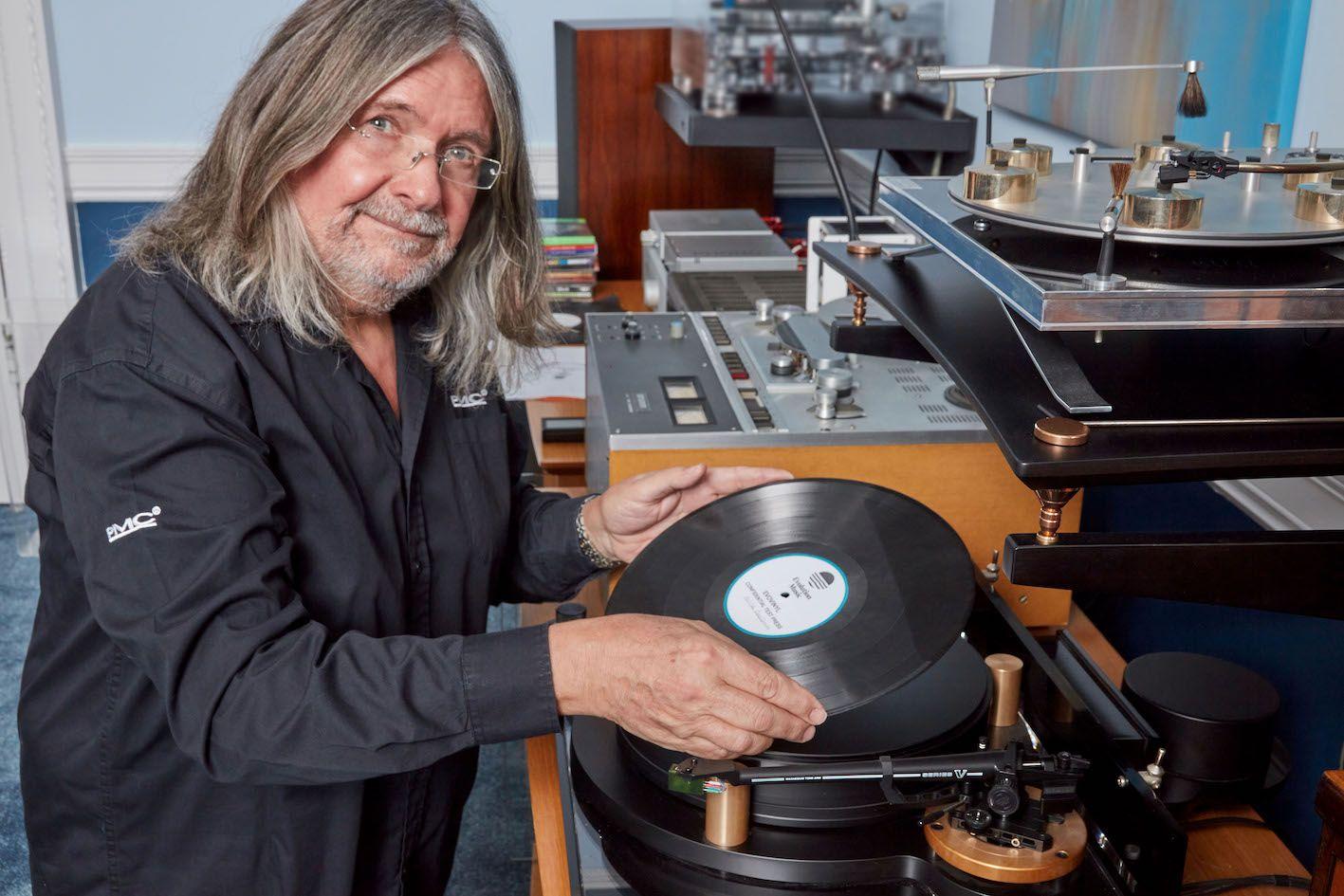 An EvoVinyl album doesn't require listeners to invest in a new turntable, while manufacturers could look forward to significant time and money savings at the pressing plant