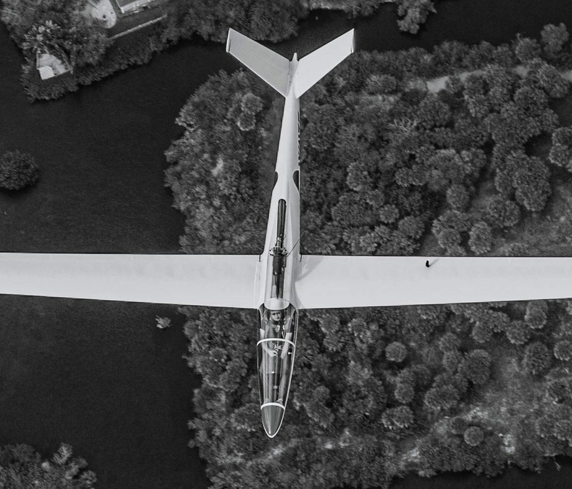 Wave Engine Corp demonstrated a prototype engine mounted atop a glider in 2020
