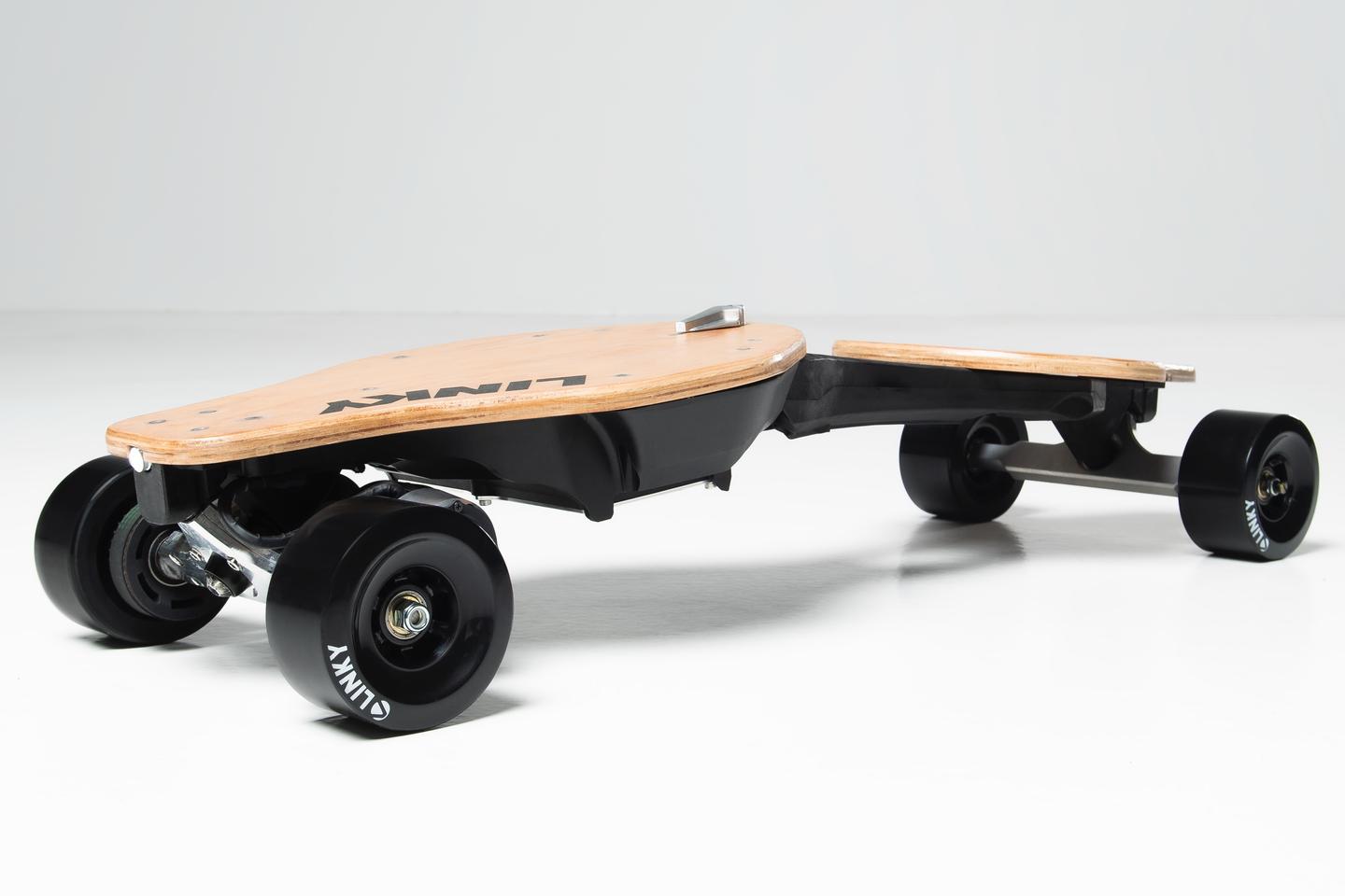 The Linky 2.0 reportedly weighs 13 lb (5.8 kg)