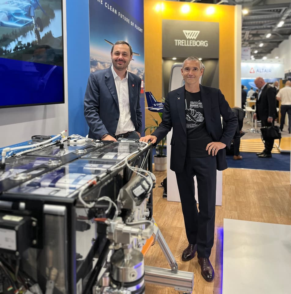 JEKTA CEO George Alafinov (left) and ZeroAvia's Val Miftakhov have launched the PHA-ZE 100 fuel-cell devpartnership at the UK's Farnborough Airshow