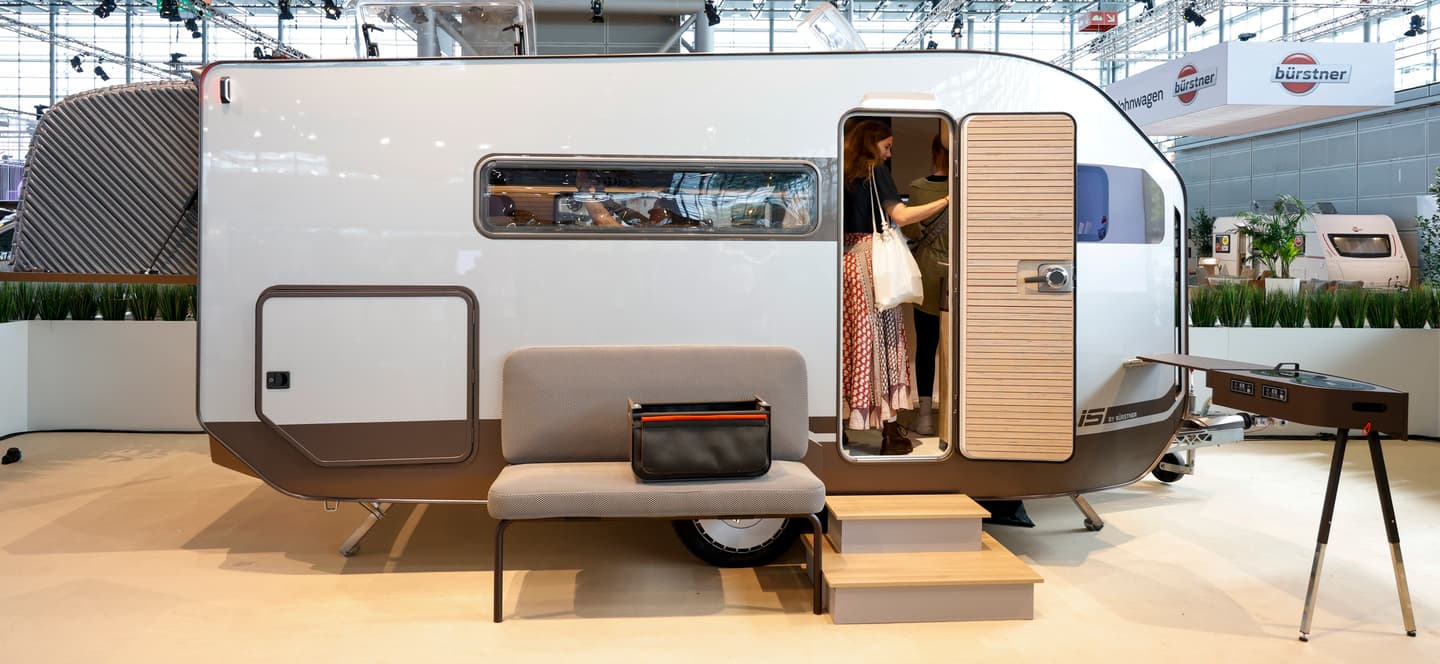 Once again, Bürstner combines simple but aesthetic design elements and smart features into a thoughtful and stunning concept RV of the Düsseldorf Caravan Salon