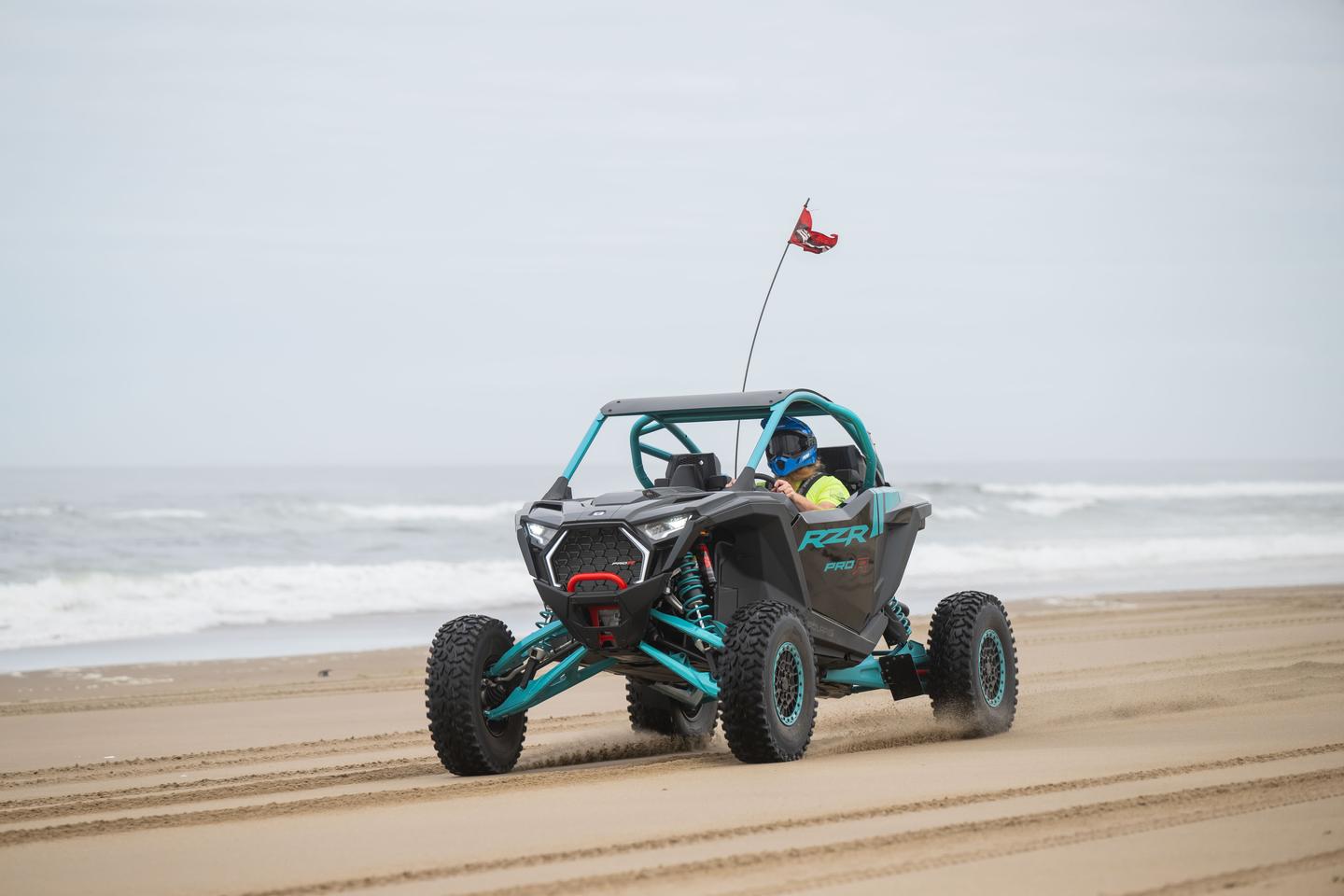 This section of beach at Coos Bay sees a lot of UTV, ATV, and motorcycle traffic as the cold Pacific waters wash onto the sand