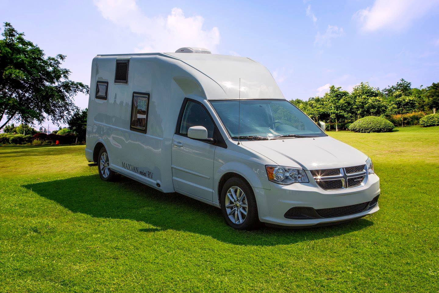 The original minivan-based Maxvan 01 Mini RV