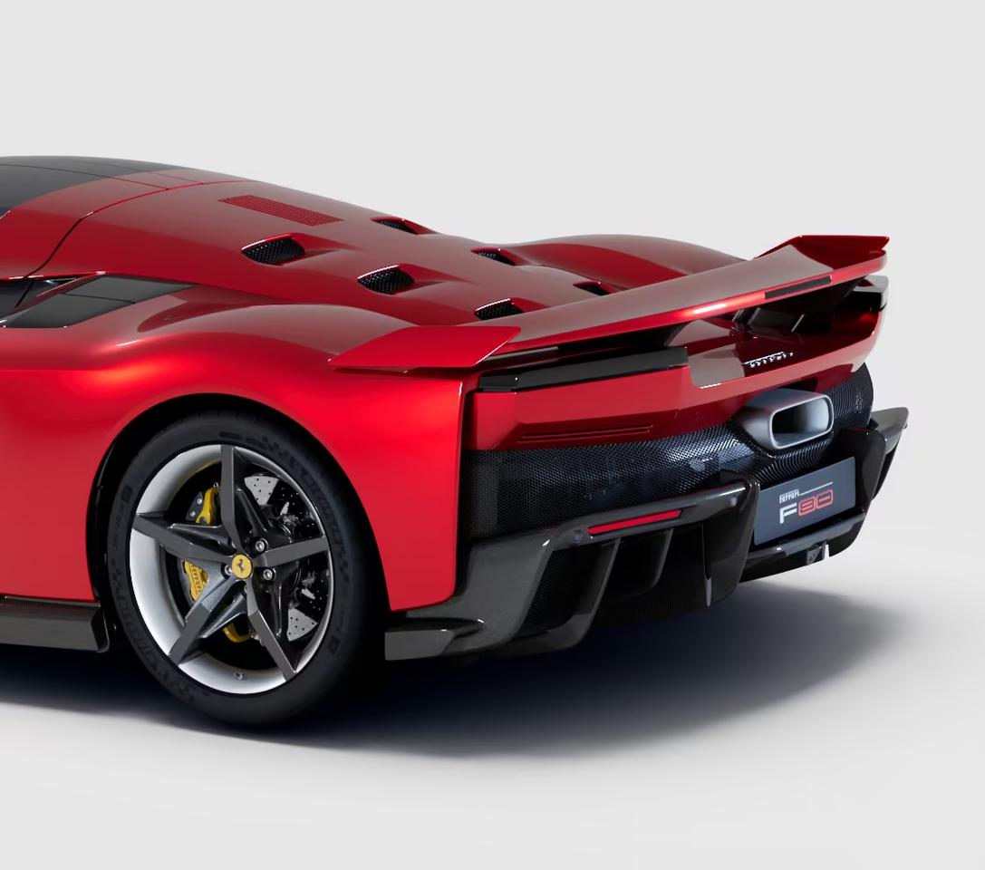 The active rear wing reduces drag by changing its angle, and works with the rear diffuser to generate downforce