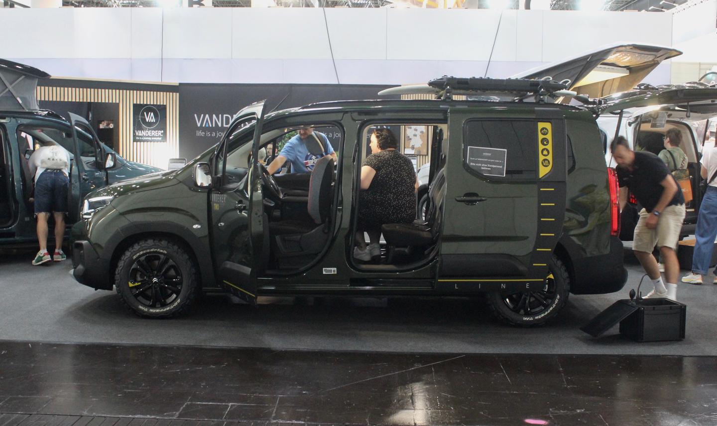 Vanderer shows a sporty Berlingo Crossline-based Two mini-camper at the Caravan Salon, along with the Boxio on the ground behind the van