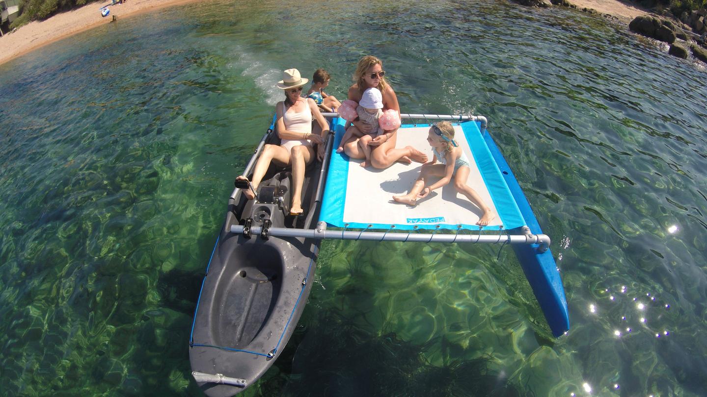 Optional extras include outrigger platforms