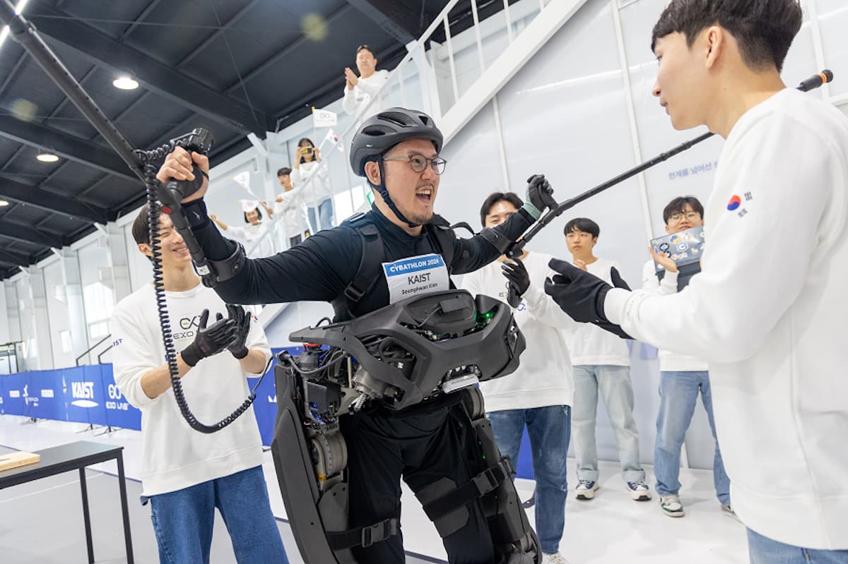WalkON Suit F1 exoskeleton athlete Seunghwan Kim celebrating completion of all challenges in the 2024 Cybathlon Exoskeleton Race