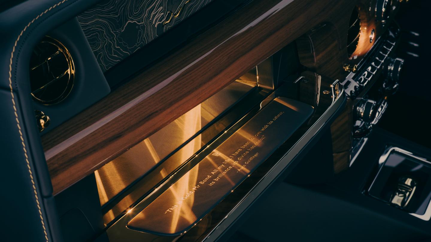 The Goldfinger Phantom glovebox