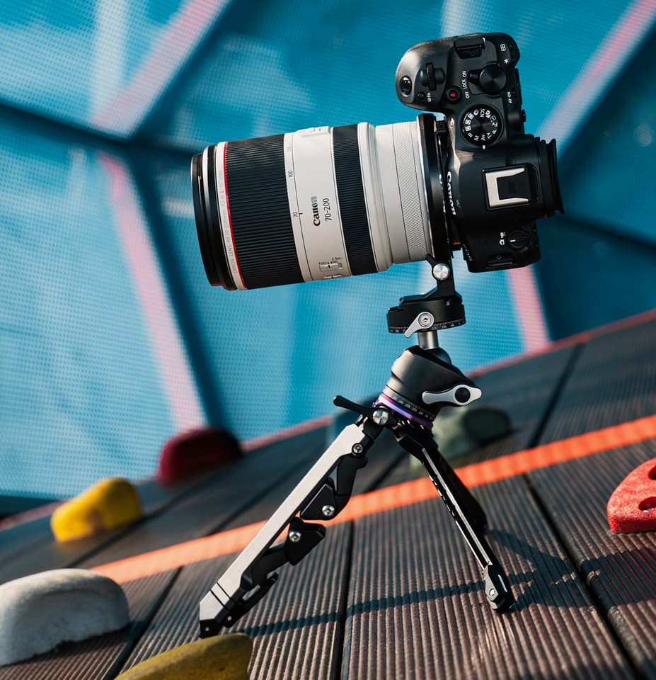 The Mambapod stands 158 mm tall (6.2 inches) in plain-old-tripod mode