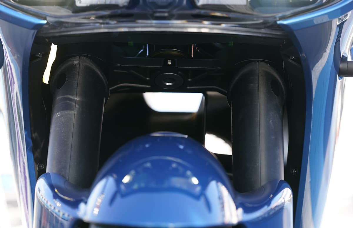 A custom fork shroud improves airflow through the front into the duct