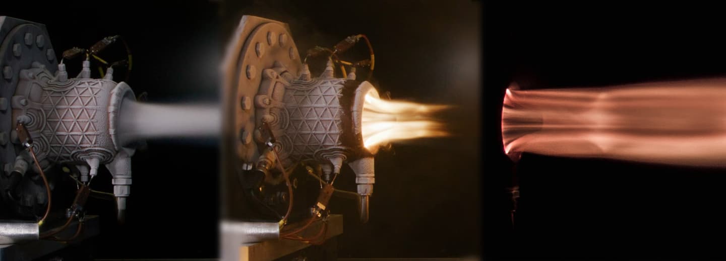 the LEAp 71 aerospike in stages of firing