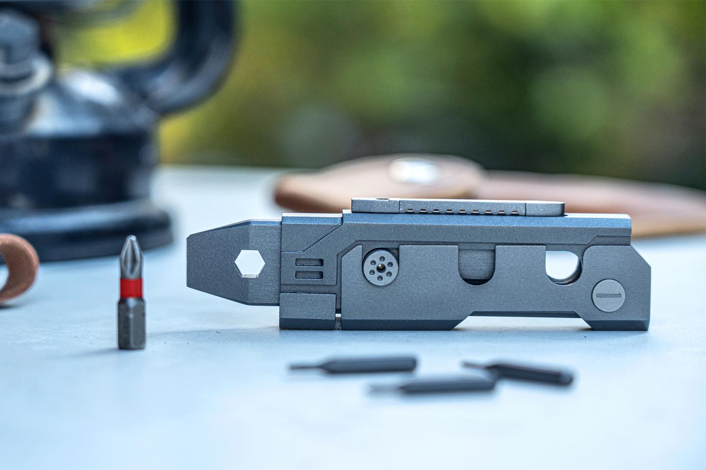 A pry bar and hex wrench hole are found in the A Terminal