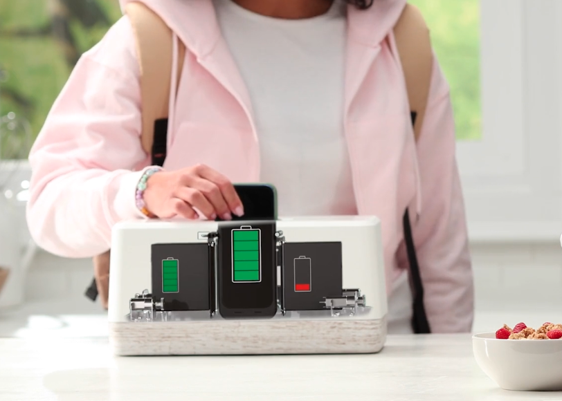 The Swippit instantly swaps the dead battery pack with a fresh one