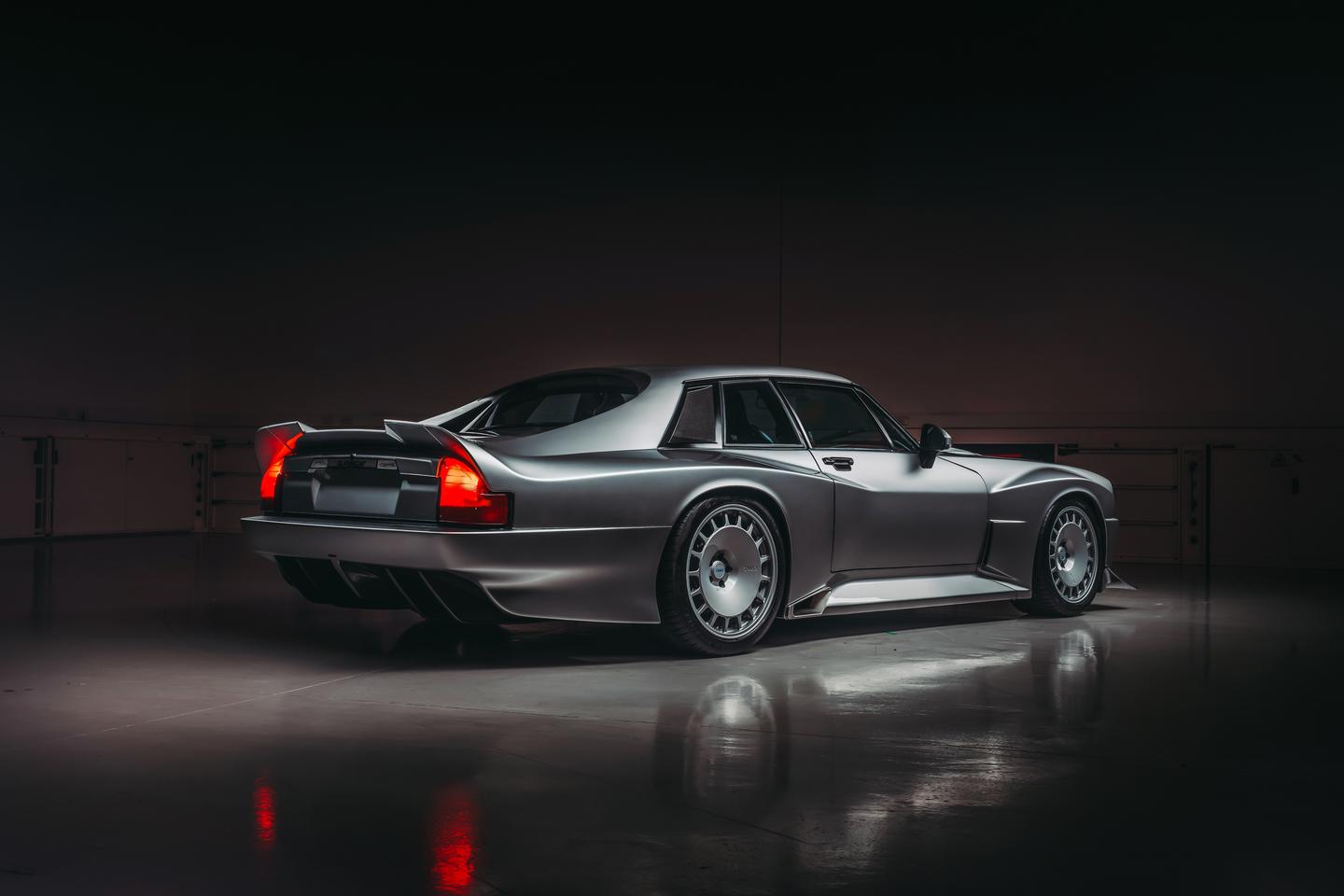 The Supercat sports a massive diffuser and a projecting ducktail spoiler at the back
