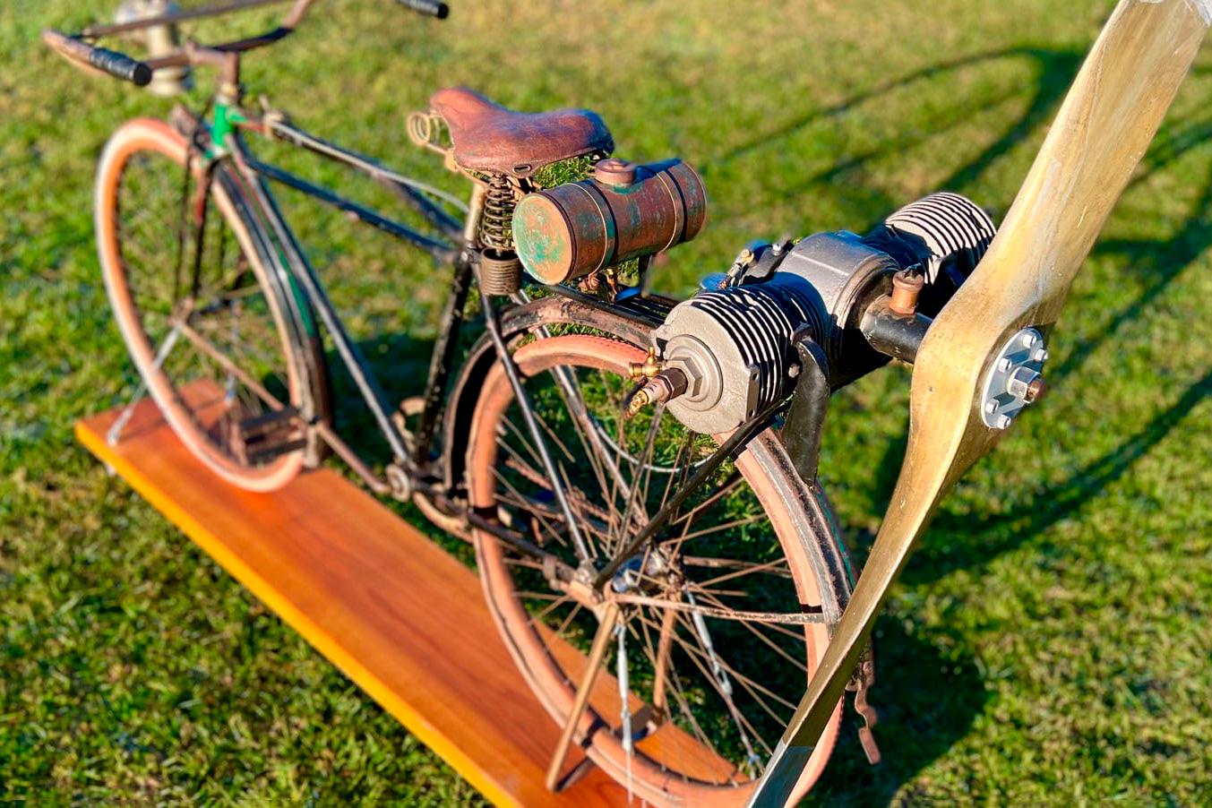 This is a 1914 Excelsior 28” bicycle fitted with the twin-cylinder Aerothrust engine driving a 40-inch propeller