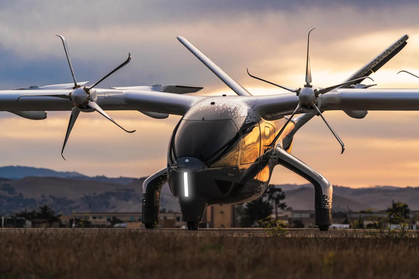 Archer's piloted Midnight electric aircraft seats four passengers, features 12 engines and propellers, and can fly at up to 150 mph