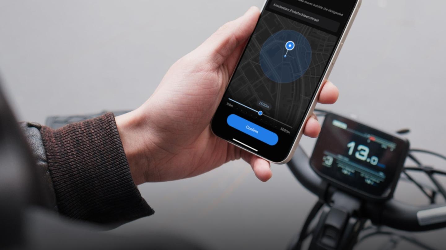 The Longtail Duo features smart anti-theft technology, including GPS tracking