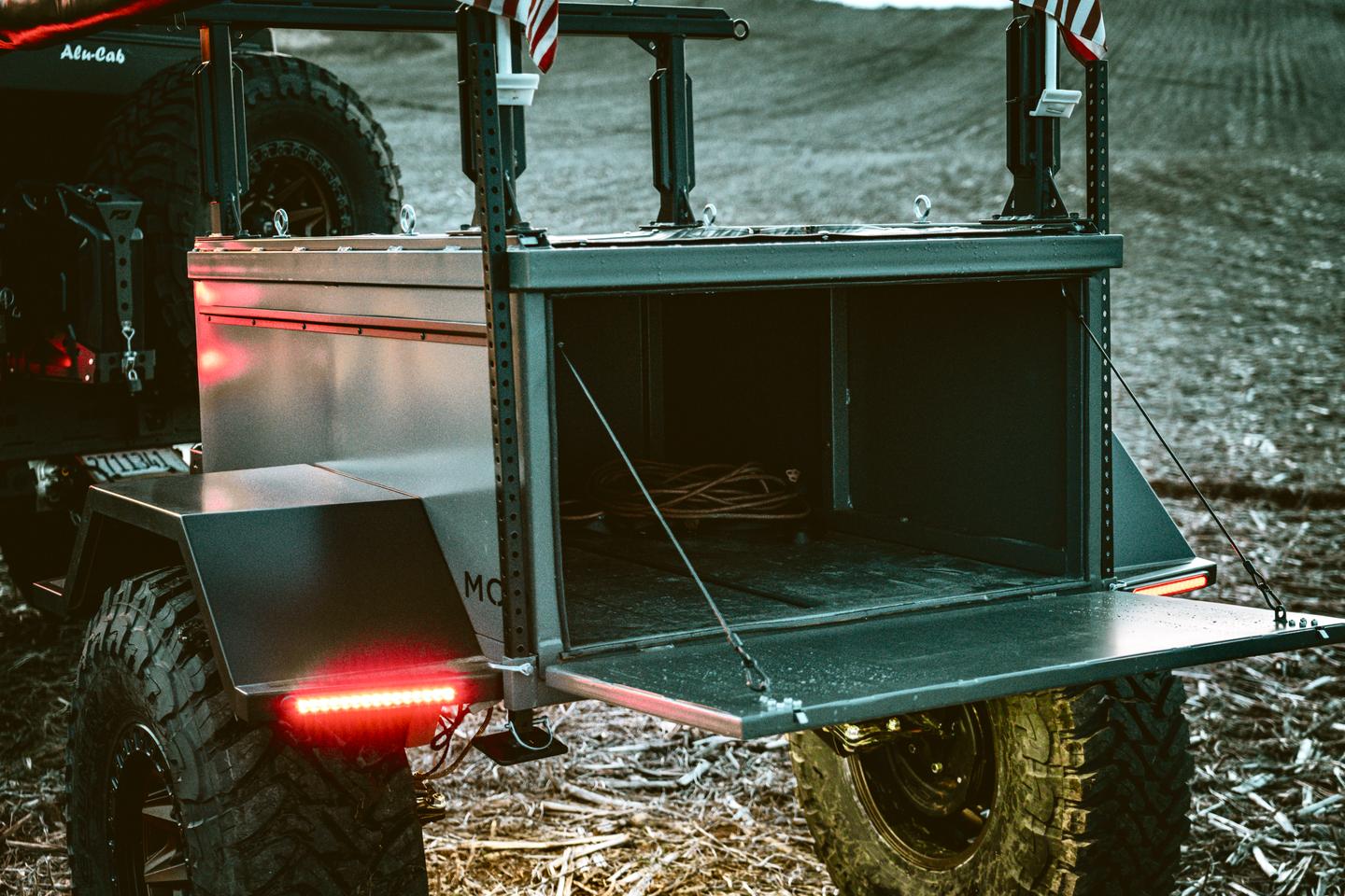 The gear tub mod includes a drop-down tailgate/worktop