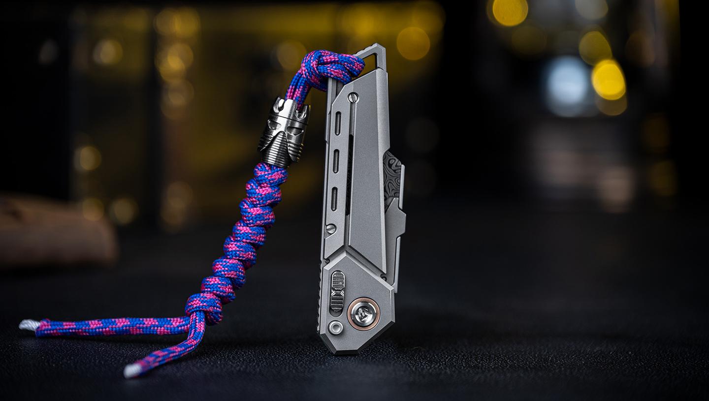 The knife measures just under 4 inches long and is less than an inch thick, making it easy to fit into most EDC kits
