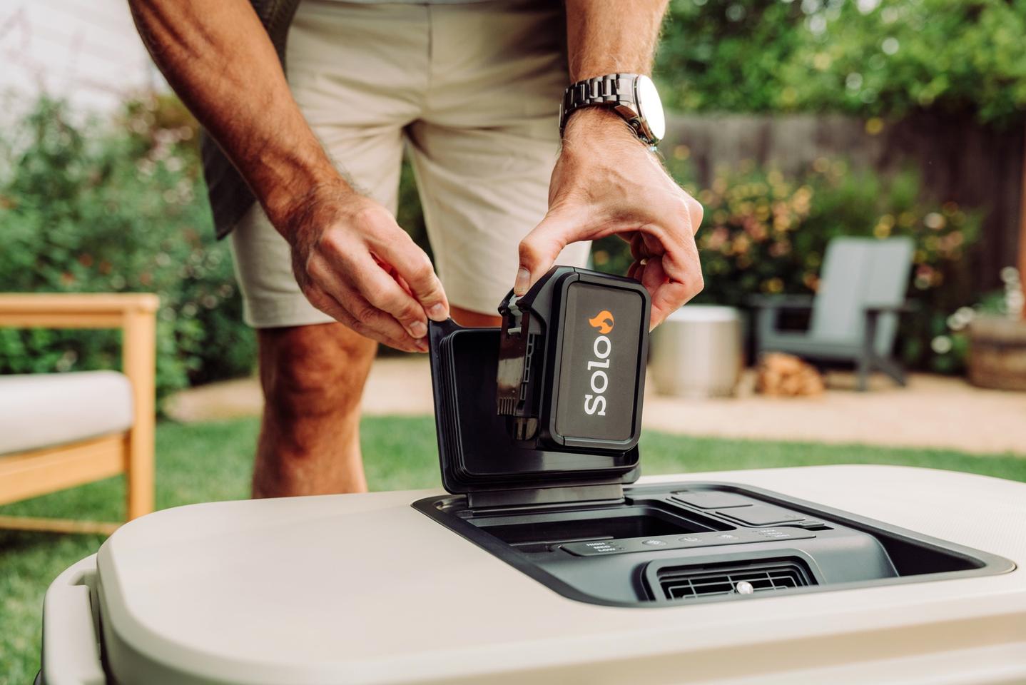 The included 10-Ah battery provides for three or more hours of cooling and easily removes for swapping and/or charging