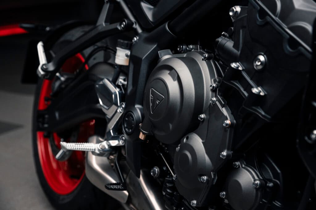 Triumph's renowned 660cc triple engine still powers this Trident, producing a respectable 79.8 horsepower and 47.2 lb-ft (64 Nm) of torque