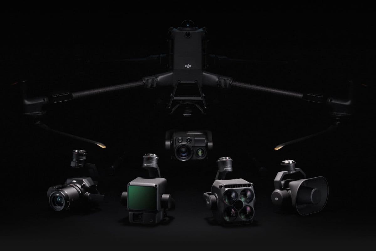 You can fit cameras, loudspeakers, and lights on the Matrice 400's 7 payload mounts
