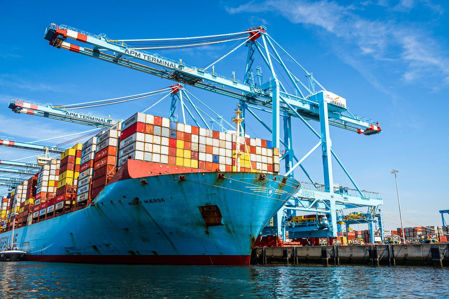 If port logistics planning could be tightened up, massive amounts of fuel could be saved